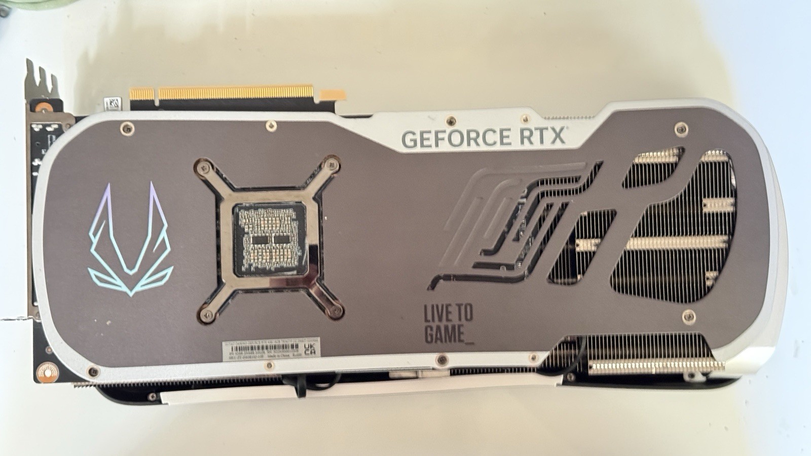 BH BUY 2 GET 1 FREE BRAND NEW  - đánh giá và giá Rtx 4090 24Gb Graphics Card